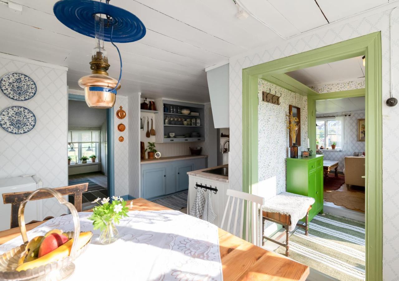 Rustik Stuga Med Lantlig Kaensla Naera Oerebro City Extérieur photo