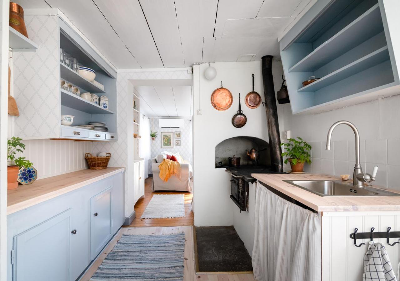 Rustik Stuga Med Lantlig Kaensla Naera Oerebro City Extérieur photo