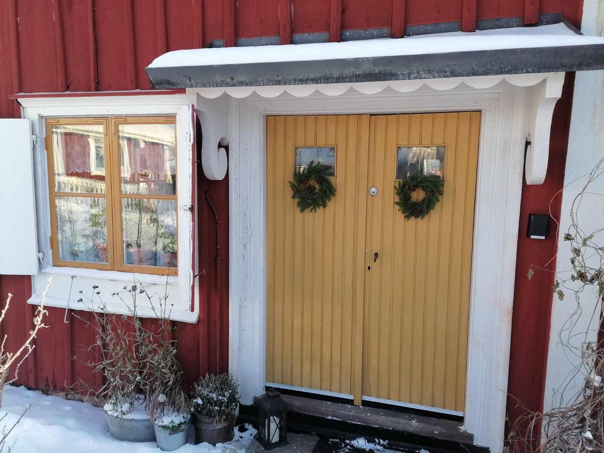 Rustik Stuga Med Lantlig Kaensla Naera Oerebro City Extérieur photo